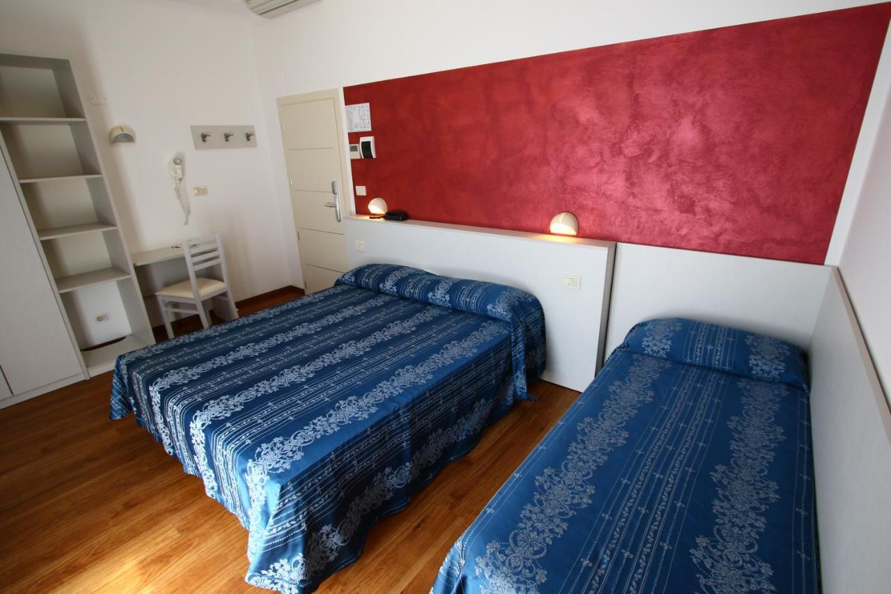 Hotel Arena Ρίμινι Εξωτερικό φωτογραφία