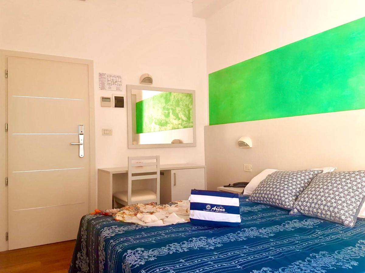 Hotel Arena Ρίμινι Εξωτερικό φωτογραφία