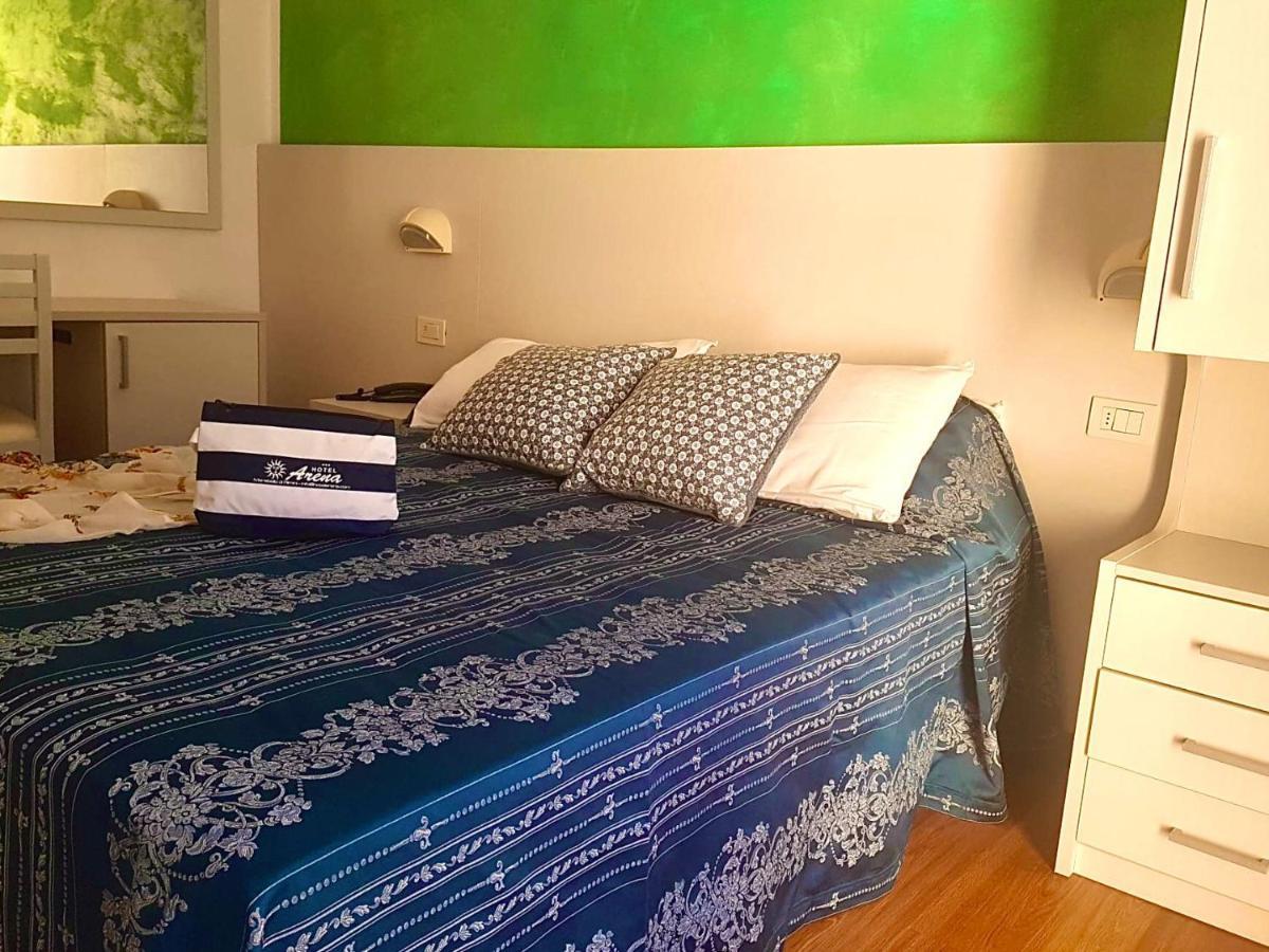 Hotel Arena Ρίμινι Εξωτερικό φωτογραφία