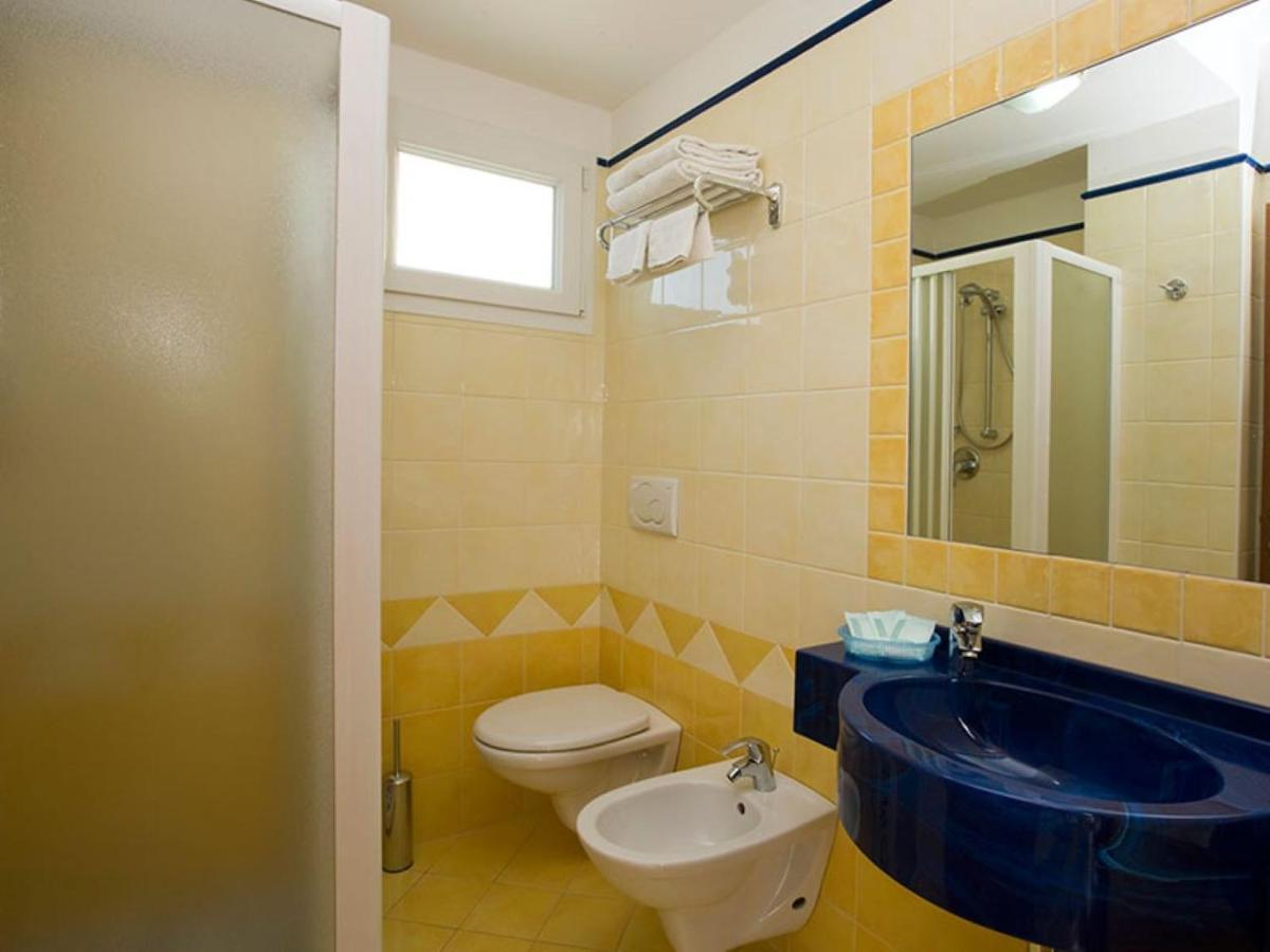 Hotel Arena Ρίμινι Εξωτερικό φωτογραφία