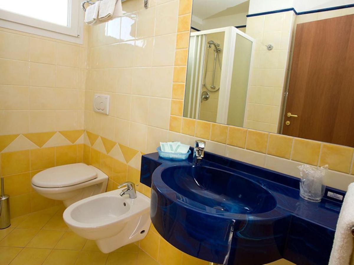 Hotel Arena Ρίμινι Εξωτερικό φωτογραφία