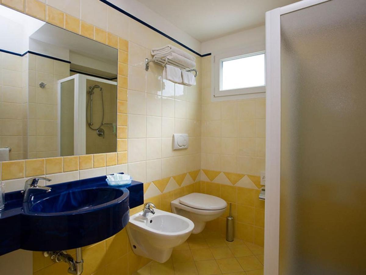 Hotel Arena Ρίμινι Εξωτερικό φωτογραφία